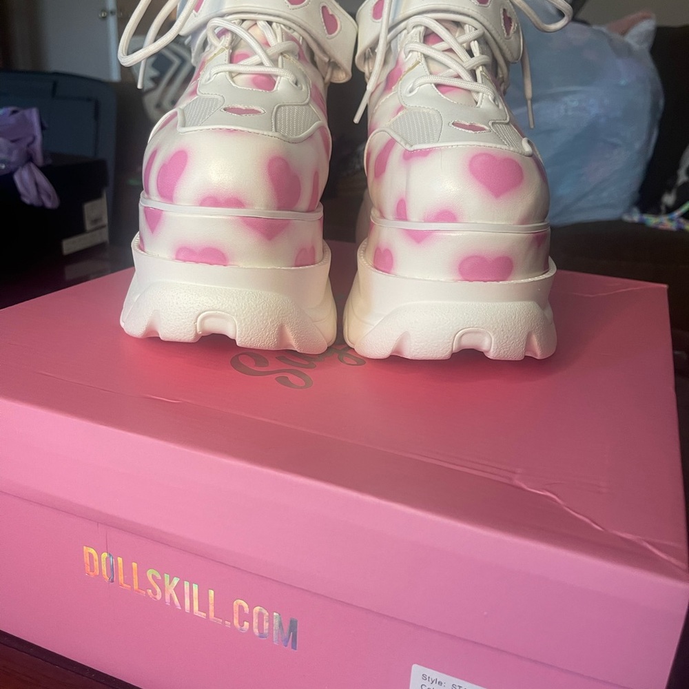 SUGAR THRILLZ FAIRYWALKER by DOLLS KILL Heart Patterned platform sneakers - Picture 9 of 15